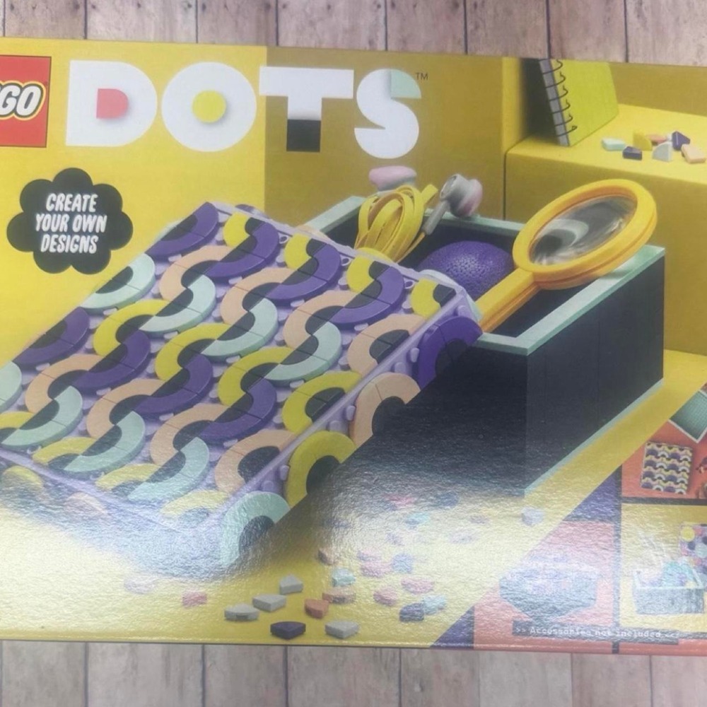 LEGO DOTS - Large Box - Picture 1 of 4